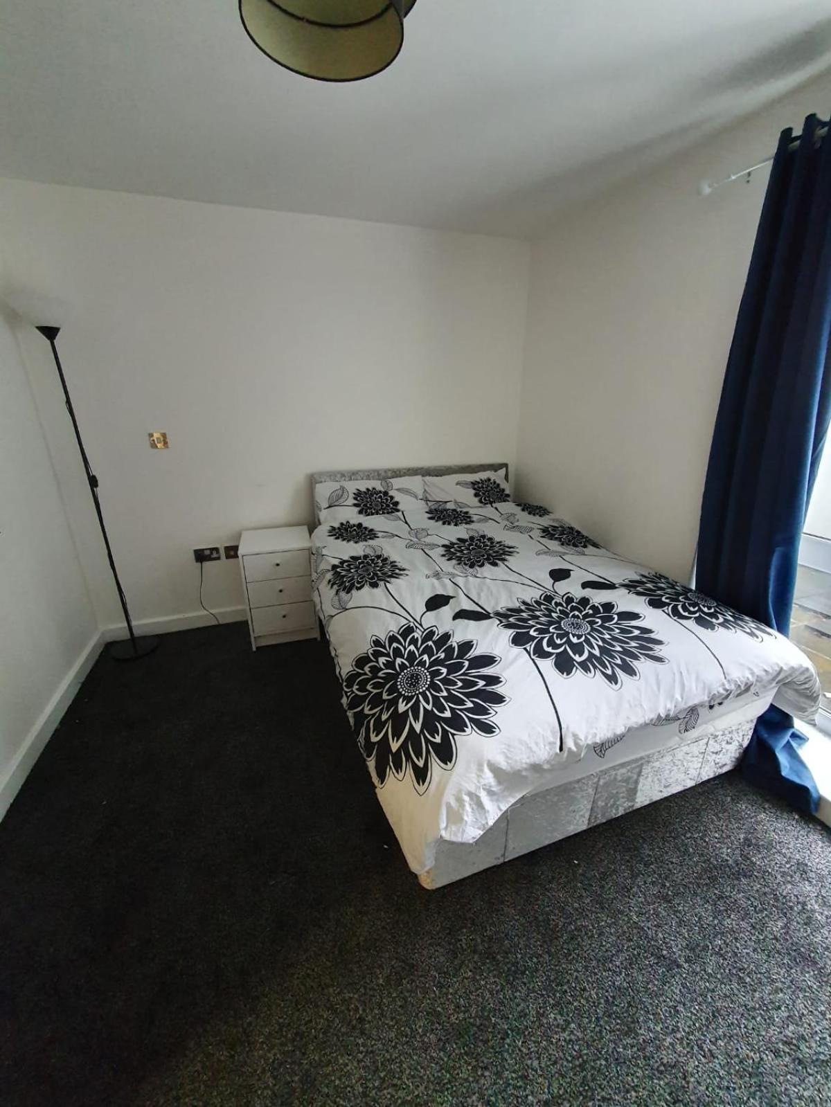 Quiet 2 Bedroom Flat In Darlington With Free Parking, Wi-Fi And More Luaran gambar